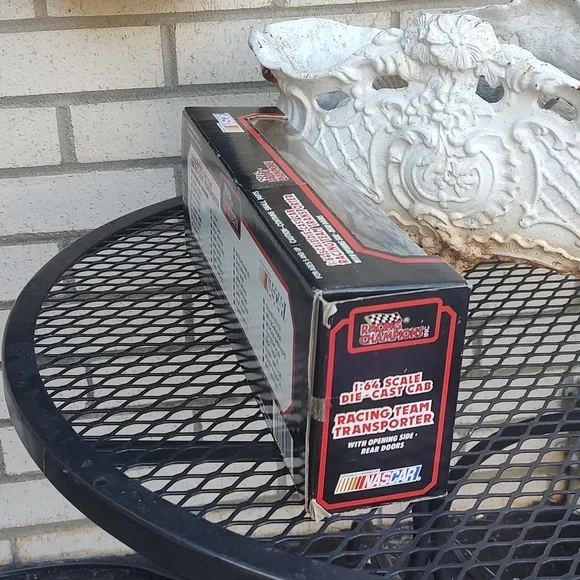 Terry Labonte Racing 🚛 - Picture 7 of 8